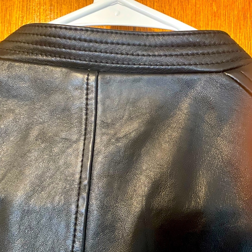 Authentic Leather Jacket For Ladies . - image 6